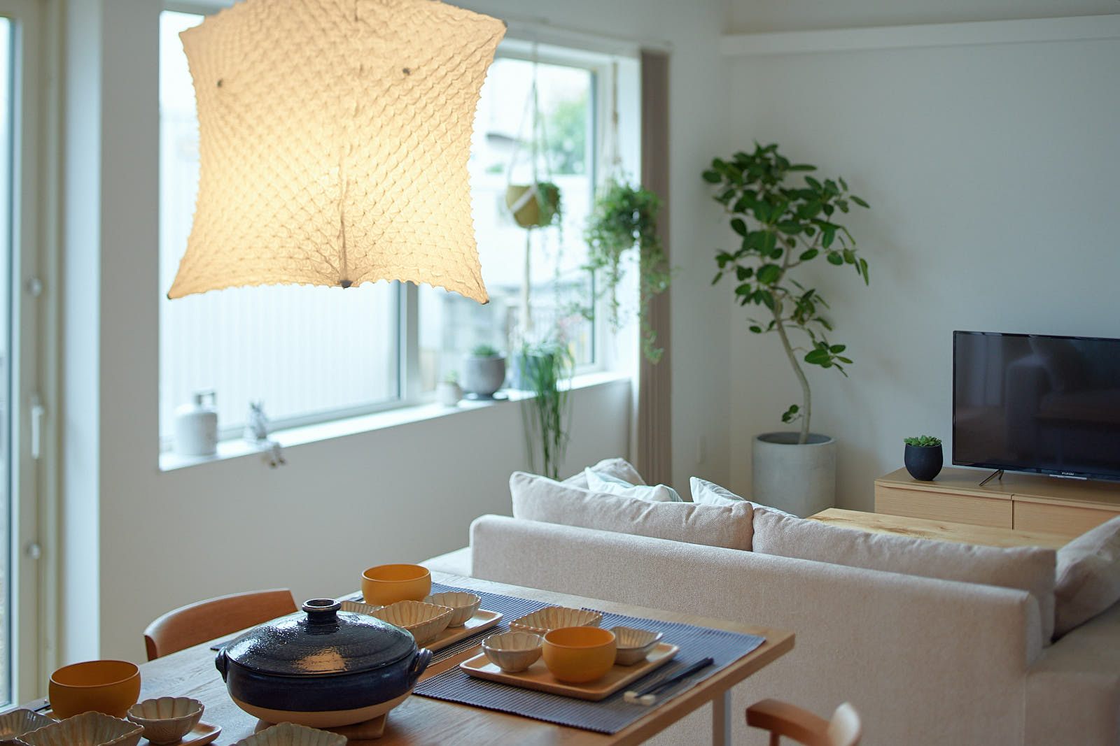 住宅の断熱性を高めることで得られる長期的なコストメリット