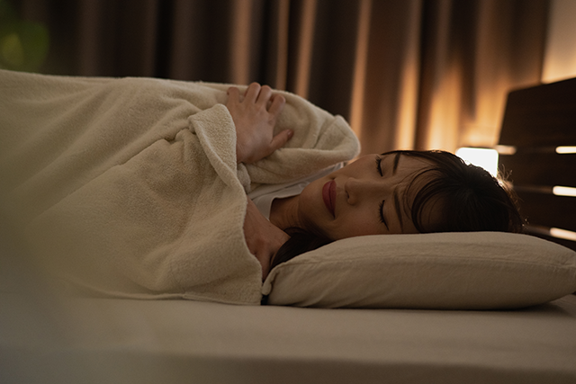 冬の寒い寝室と睡眠の質